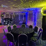 Dancenter East Midlands Airport